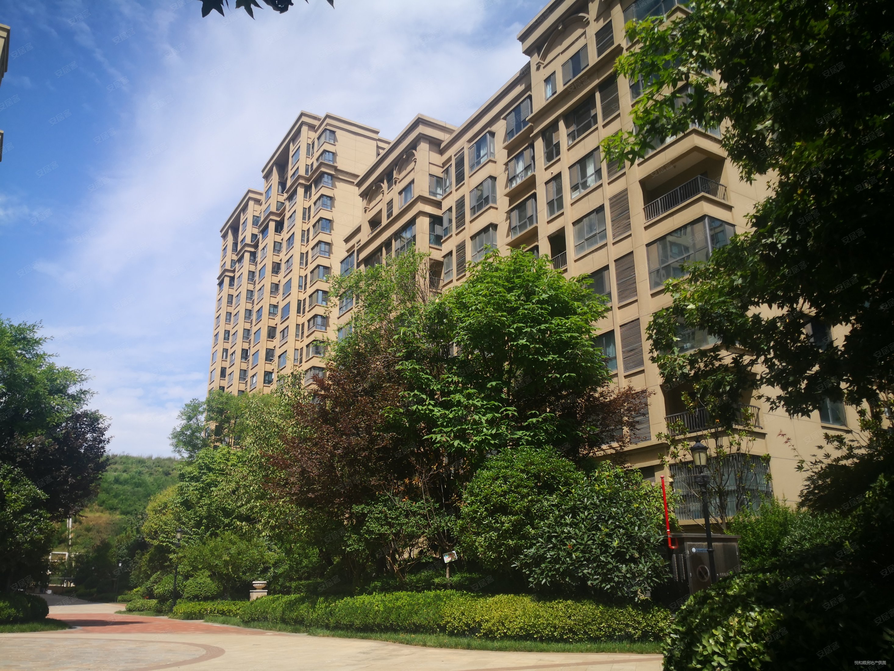 双地铁口洋房中间位置次新小区 有电梯 临地铁 大产权,曲江紫金城二手