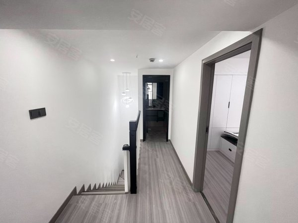 【多图】华侨城泊里中心,火车东站租房,毕业季安家节成都东站大观川