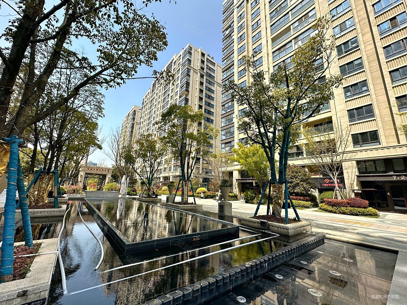 自住房现代装修同进物业睿怡庭