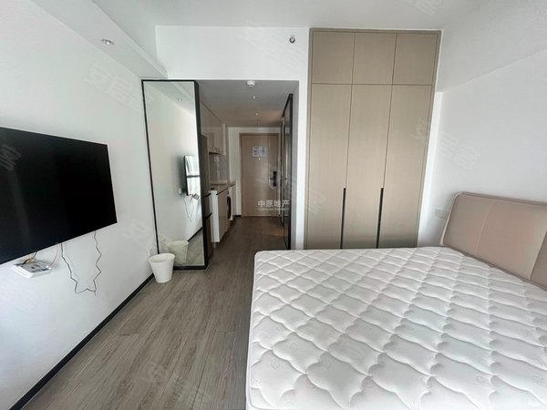 深圳南山南油华联城市中心荔林地铁口 华联u舍 精装大一房 安静不吵