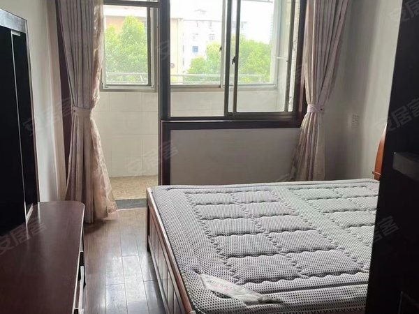 湖州长兴长兴市区紫金水岸华庭紫霞苑水岸华庭精装修两室两厅一卫多层