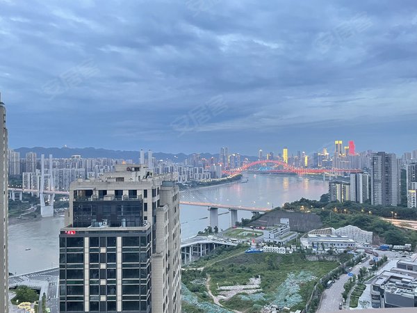 重庆江北寸滩中国铁建西派城1期新上 西派城  带浴缸 北滨路 江北嘴东