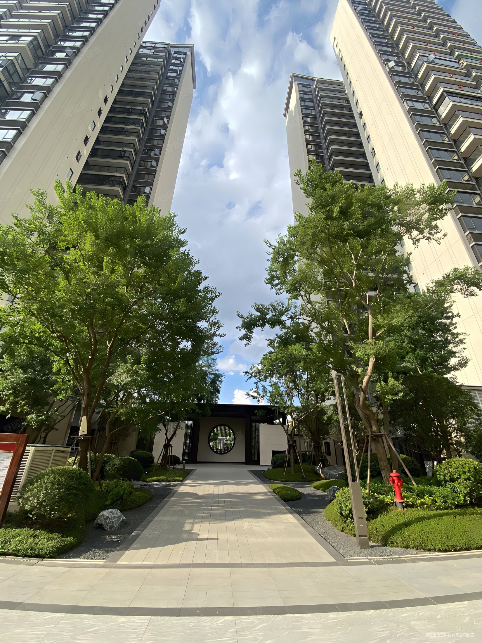 南宁房产网>南宁二手房>良庆二手房>五象大道二手房>龙光天宸>