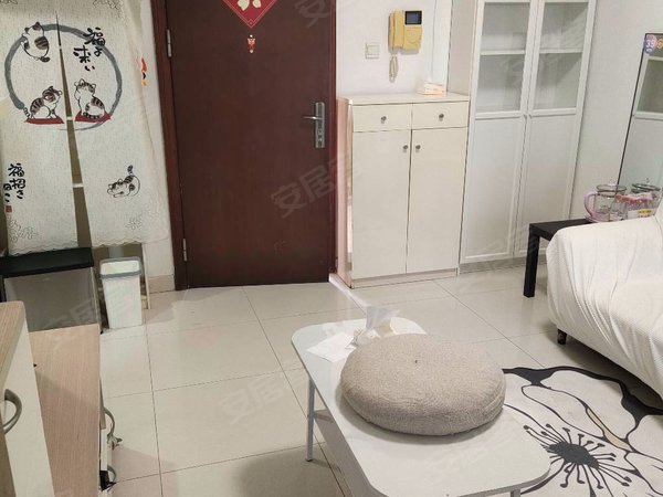 广州海珠赤岗泓景花园a区赤岗北路 泓景花园 电梯楼1房1厅 可做2房用