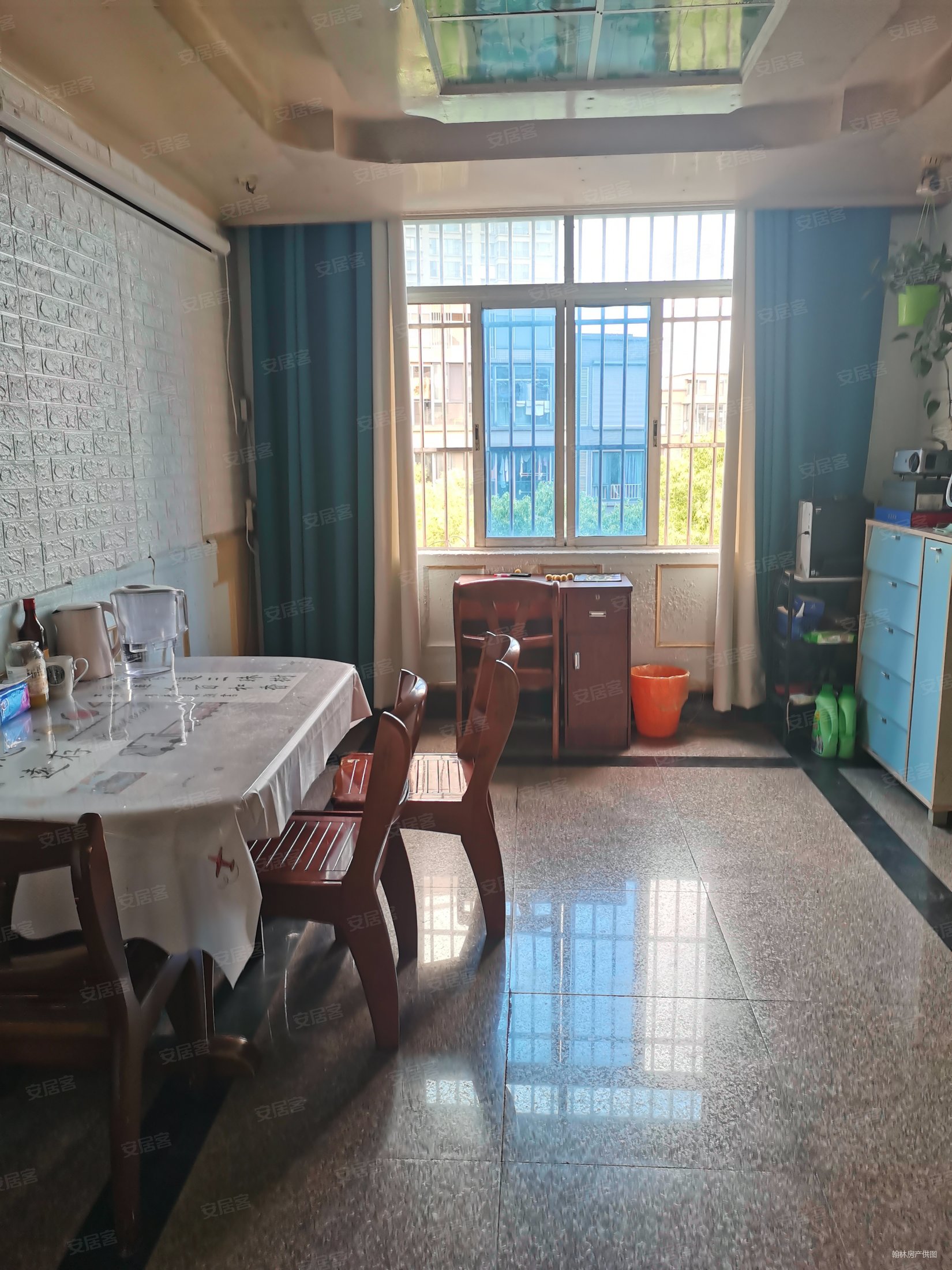 夏园新村满五带独立自行车库2房朝南位置安静诚售