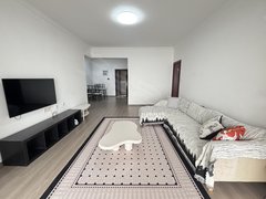 德阳什邡雍湖公园公园里看湖出租房，简单装修，家电齐全，拎包入住出租房源真实图片