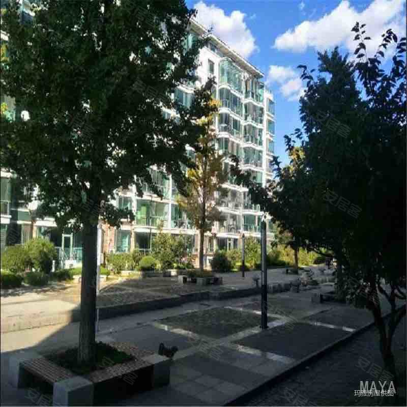 瑞麟公馆购物方便医疗配套成熟出行方便环境优美带电梯