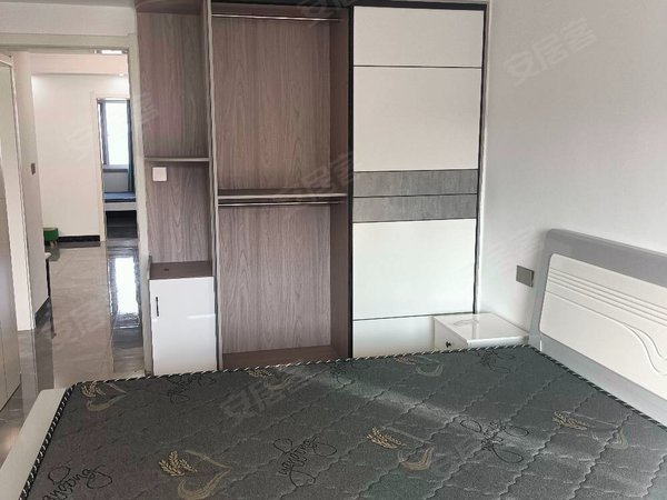 徐州邳州福州路泰和家园新苏商圈 泰和家园 精装三室 干净整洁 配置齐全 拎包即住出租房源真实图片