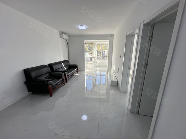 天津河西尖山路津铁泽苑津铁泽苑 急租房源 电梯房 阳光充足出租房源