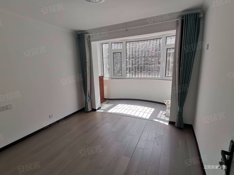 丽海馨苑精装修未住大套二多层低楼层地铁口采光无遮挡