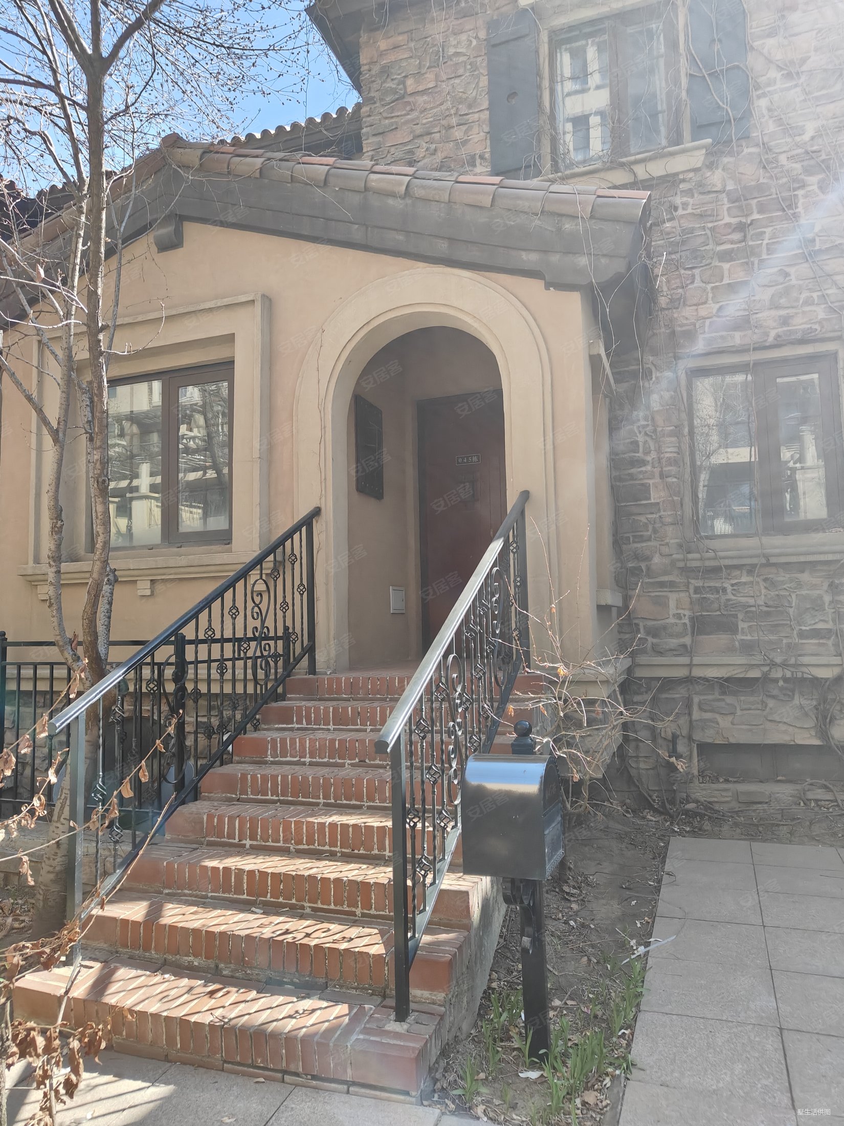 龙湖香醍溪岸北区别墅