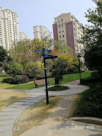 蓝光天悦辰 98平 三房两卫 精装修 205万可谈 看房方便