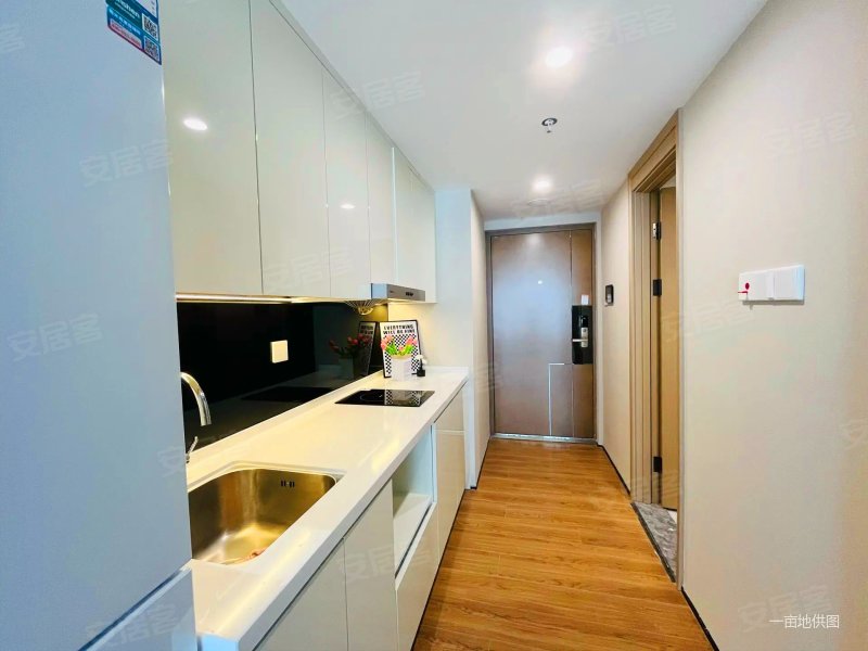 临地铁 交通便利,正荣中心天寓二手房,105万,2室2厅,1卫,44平米-南京