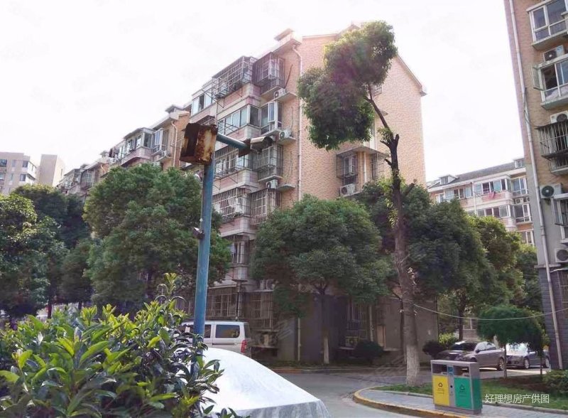 金叶花园 南向采光好 近地铁 小三房 板楼 高楼层采光充足
