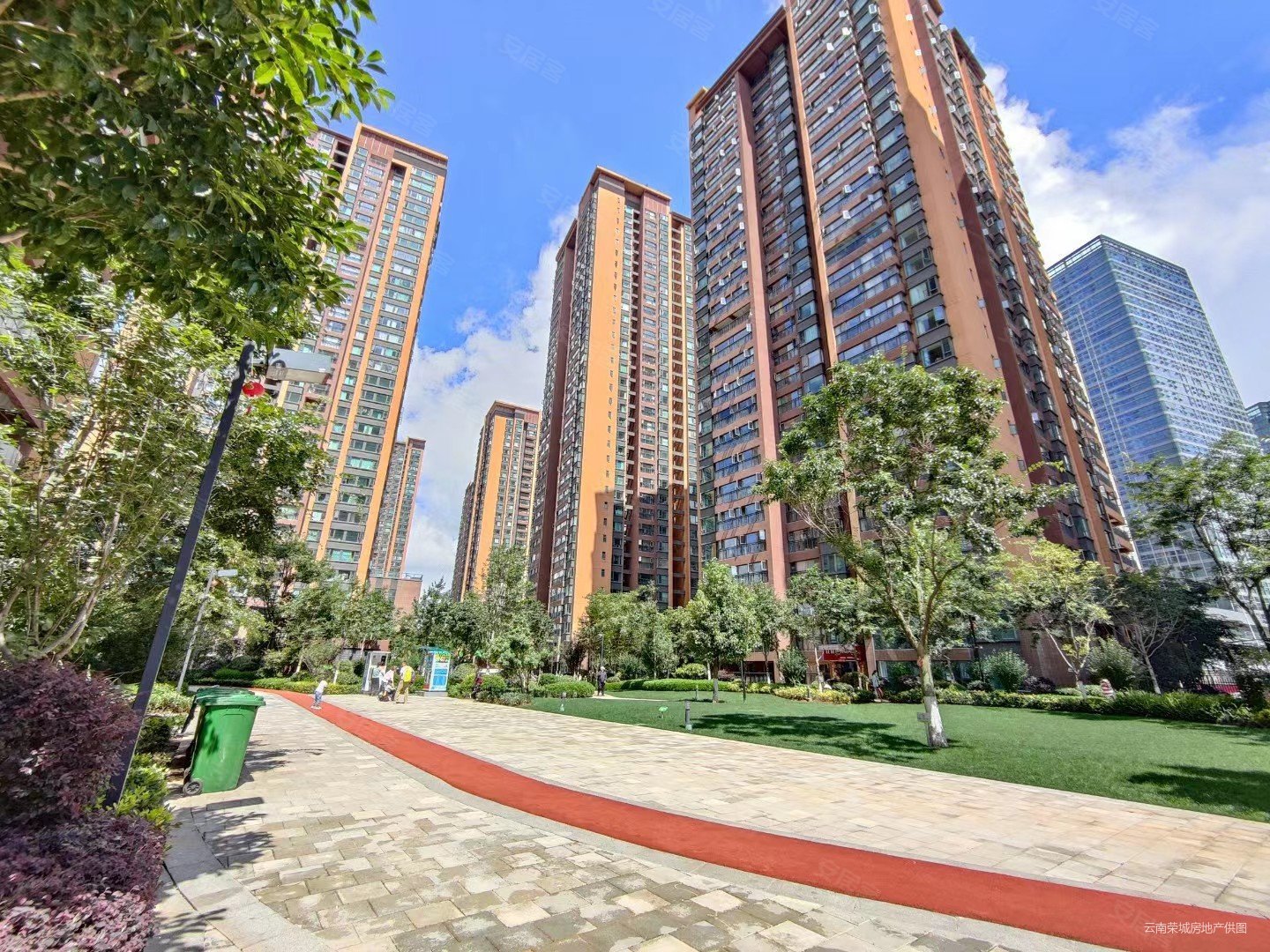 海伦堡中央广场沐馨苑