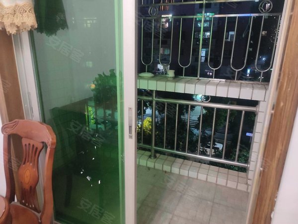 尚景华园精装修大三房 家电全齐出租 地铁口两百米,龙岗租房-深圳58