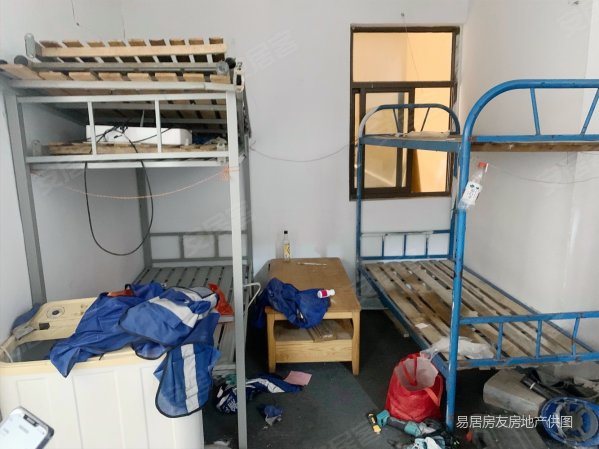 青剑湖沁水朗庭通透两房急卖77平只卖145万纯毛坯