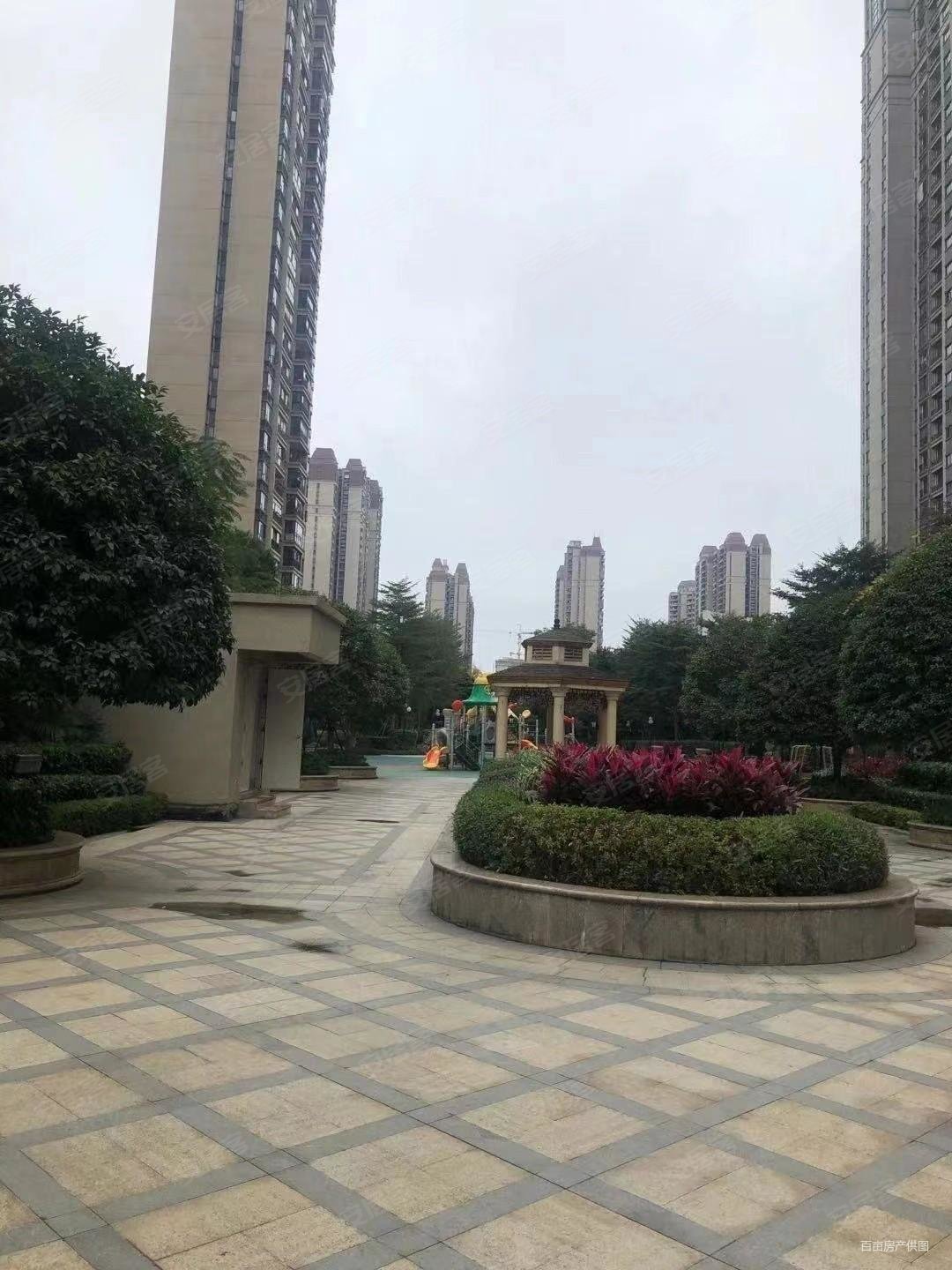 605平62万东环大道德润旁恒大翡翠龙庭精装2房