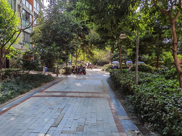 重庆合川合川大学城丽景水岸丽景水岸小区环境好 交通方便 居家舒适