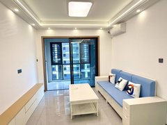 龙海城区龙海城区莲浦小区 2室1厅1卫 精装修 电梯房 配套齐全出租房源真实图片