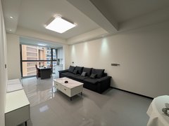 丽水莲都中山街中心区市中心独门独户两室自住装修家电齐全领包入住手慢无。出租房源真实图片