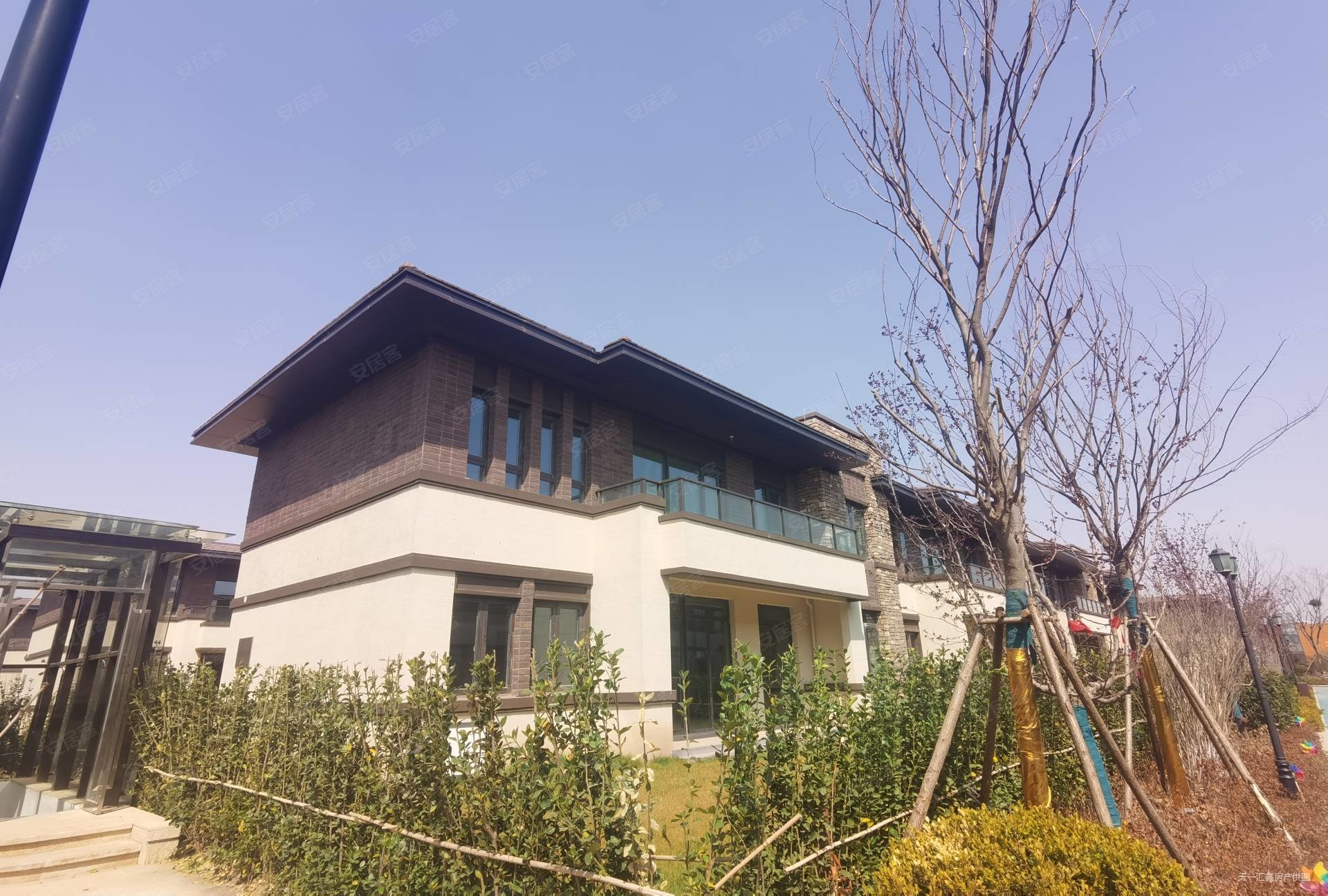 保利紫荆阁和光墅双层联排16米开间百平大院纯别墅社群