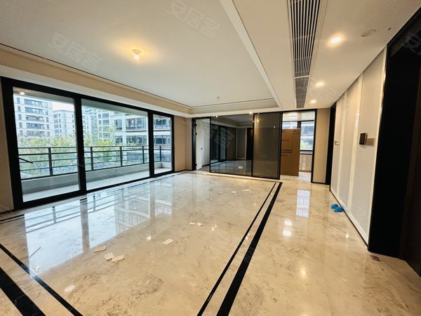 杭州拱墅和睦九龙仓华发天荟地铁口 房东出国诚心租东西可配带地暖
