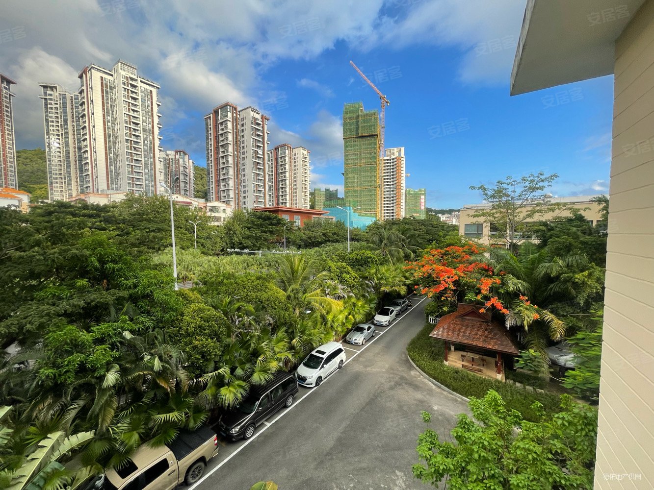 凤凰路椰景蓝岸80平两房满五可按揭钥匙在手