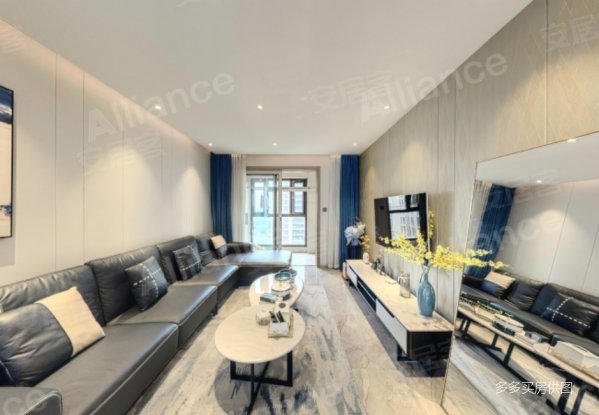 婚房装修 基本没住过 融创东方御园 近地铁 房龄新