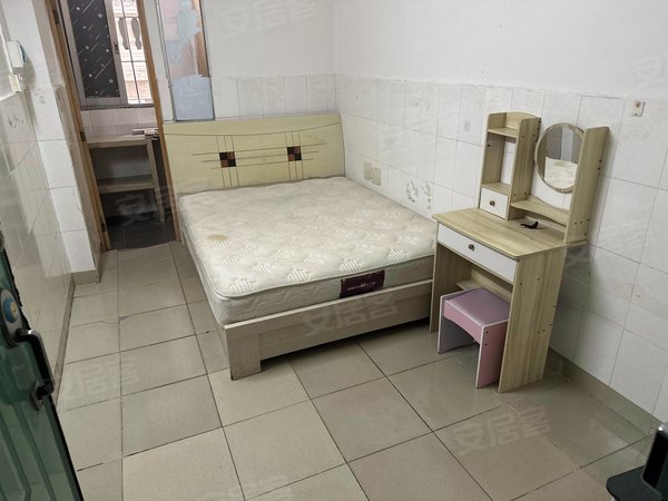 深圳龙华龙华康乐花园(龙华)汇海广场 龙华人民医院 康乐花园 电梯