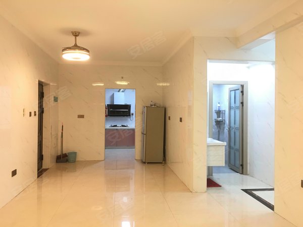 【多图】洪福花园,10 1商业大道租房,洪福花园 4室2厅2卫 1700.