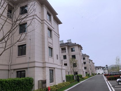 融创领地凤鸣桃源风雅颂别墅