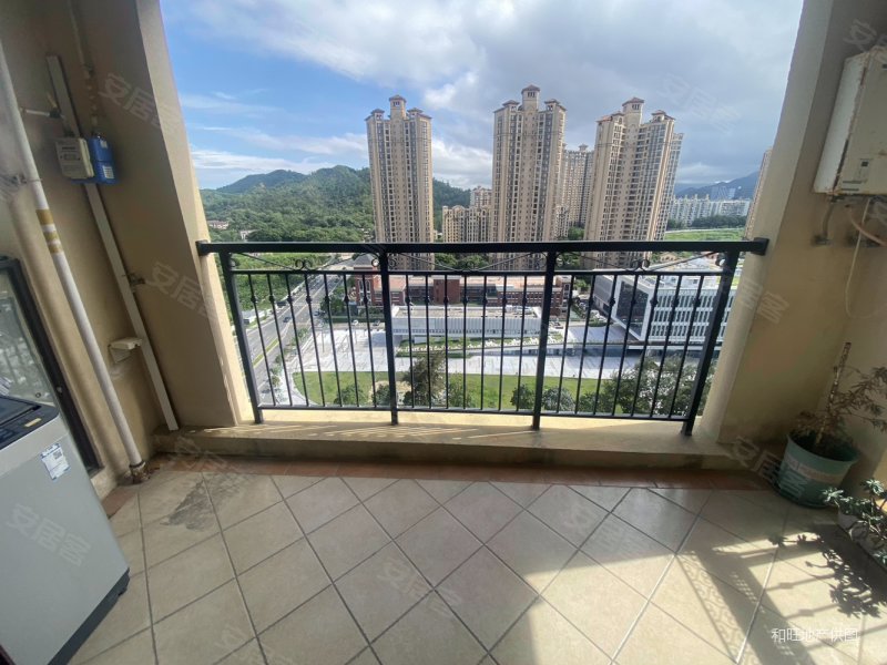 华发蔚蓝堡,看林里中心,价位可谈,南北通透