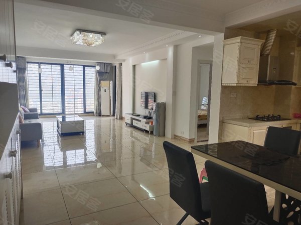 【多图】金龙湾2期天赋园,金城江城区租房,大洋超市附近电梯三房两厅