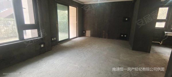 万科翡翠东第4室2厅3卫136㎡南北305.8万