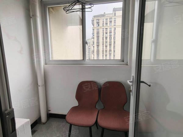 【多图】浦凌佳苑,外高桥租房,浦凌佳苑 1室1厅1卫 电梯房 精装修