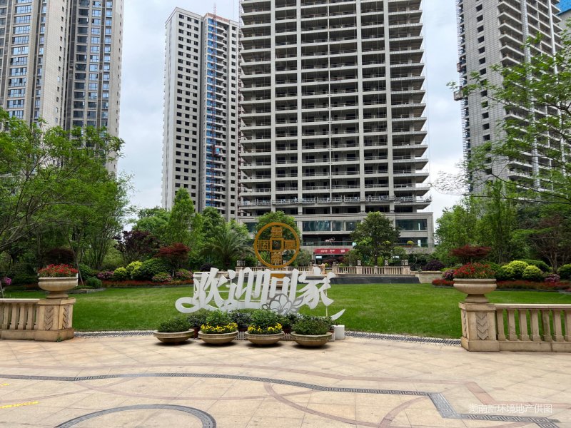 万象府台四房套内面积150平南北通透朝南双纸标在手