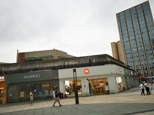 重庆渝北空港桥达茂宸广场(商住楼)茂宸广场观月站旁边单配出租出租