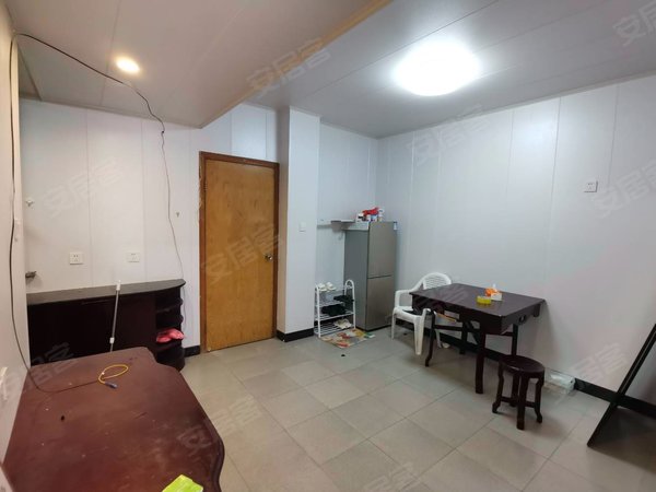 福州台江中亭街怡丰小区上下杭中亭街旁,怡丰花园2房3楼,居家2300出租