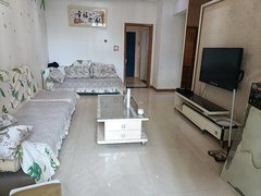 雅安名山名山城区租房找我,牌坊附近电梯房两室一厅家具家电齐全拎包入住随时看房出租房源真实图片