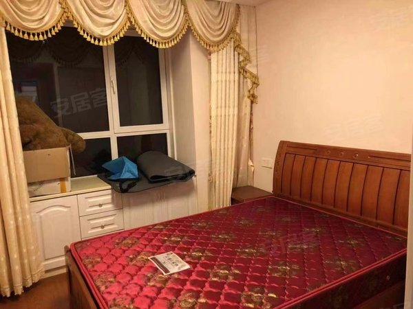 【多图】弘阳尊邸,虞山租房,弘阳尊邸 3室2厅2卫 精装修 电梯房 130平