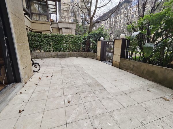 【多图】铂悦澜庭(一期),弹子石租房,看江 长租 短租 都好谈 朝中庭