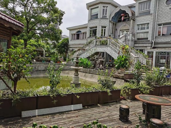 苏州吴江汾湖太阳湖大花园(二期)太阳湖大花园二期精装大独栋别墅可以