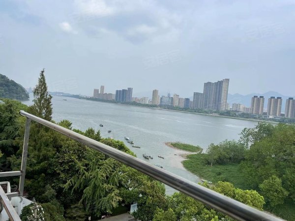 杭州桐庐桐庐城区开元街18-49号小区(桐庐)江北出租 中心地段 二桥头