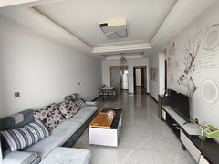 曲靖沾益益源商城大为小区旁精装三房两厅一卫,家具家电齐全拎包入住,房子干净整出租房源真实图片