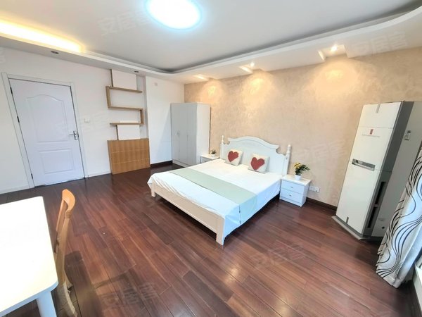 【多图】南山巴黎印象,湖东租房,南山丽舍精装带阳台大房间 近斜塘