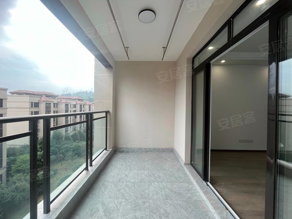 重庆江津滨江新城金瓯滨江国际想不到哈.