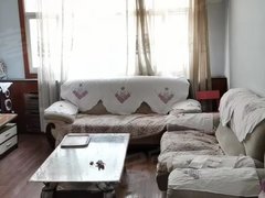 威海荣成荣成市区出租,大润发北,第三幼儿园旁,步梯2楼三居室,出租房源真实图片
