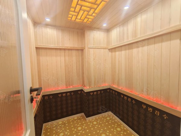 新区医院旁精装一室一厅带汗蒸房设备齐全拎包入住