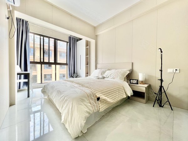 金华浦江县市中心中山南路2-14号楼公寓出租，无中介废，交通便刺，拎包入住，设备齐全，免费停车。出租房源真实图片